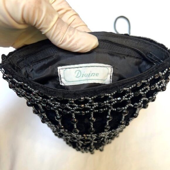 DIVINE Velvet and Beaded Evening Shoulder Bag/Pouch  EUC - Picture 5 of 11